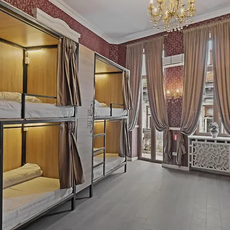Ramana Garden Hostel - Self-Service Accommodation Bucarest Esterno foto
